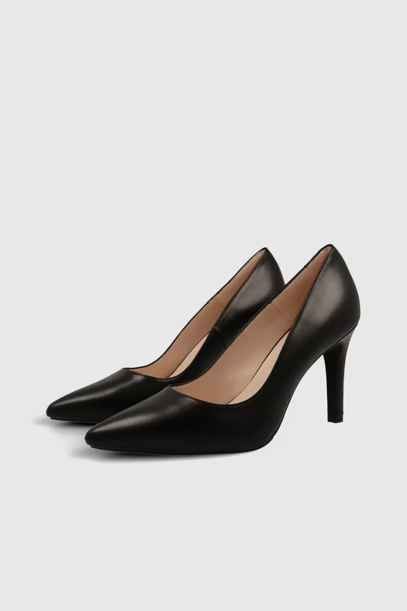 Fashion Lodi Basic Pump In Smooth Leather Black