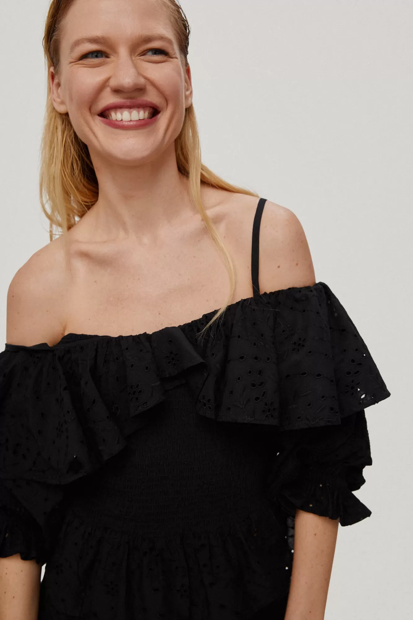 Store Pedro del Hierro Blusa Off Shoulder Con Volantes Black