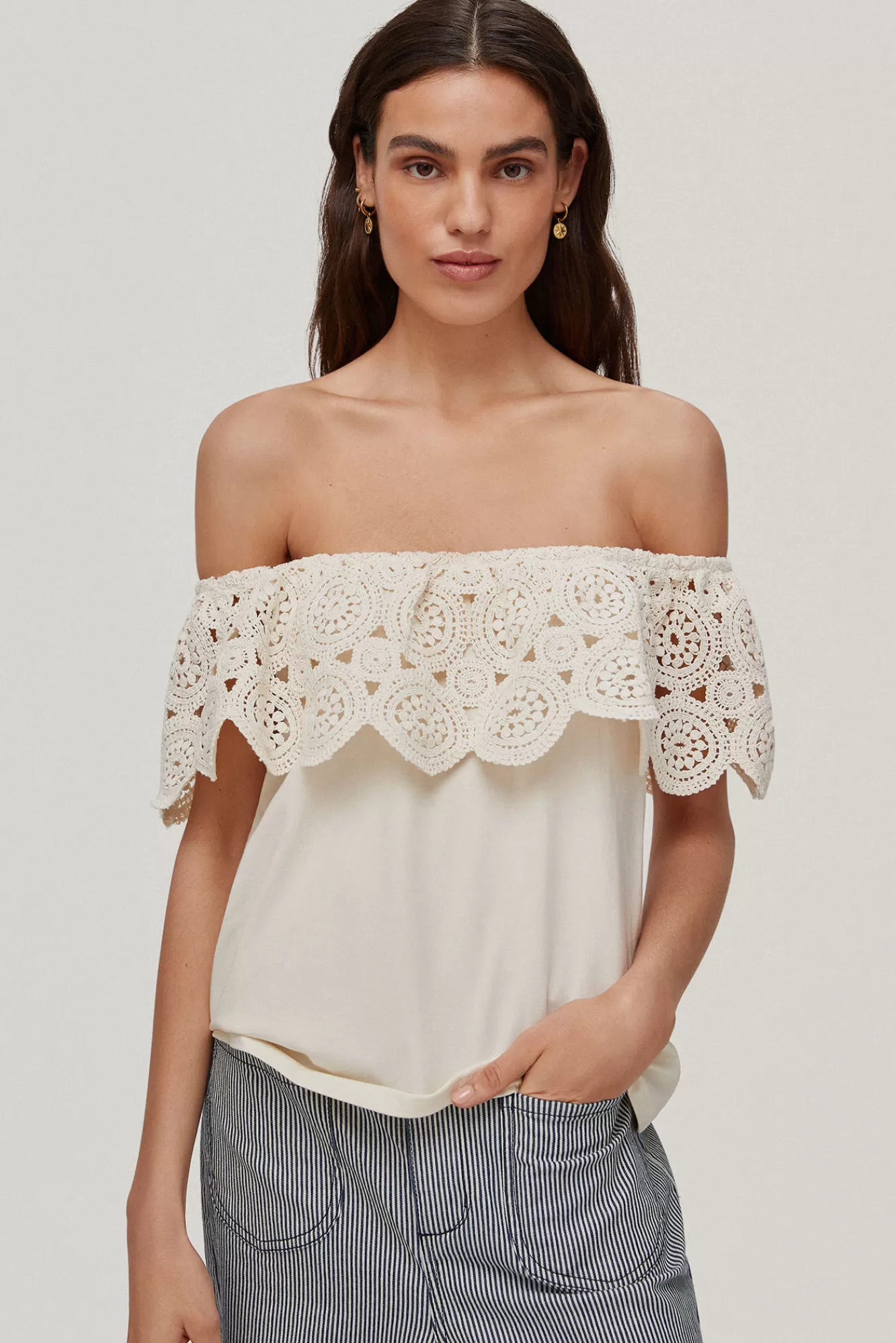 Fashion Pedro del Hierro Crochet Ruffle T-Shirt Brown