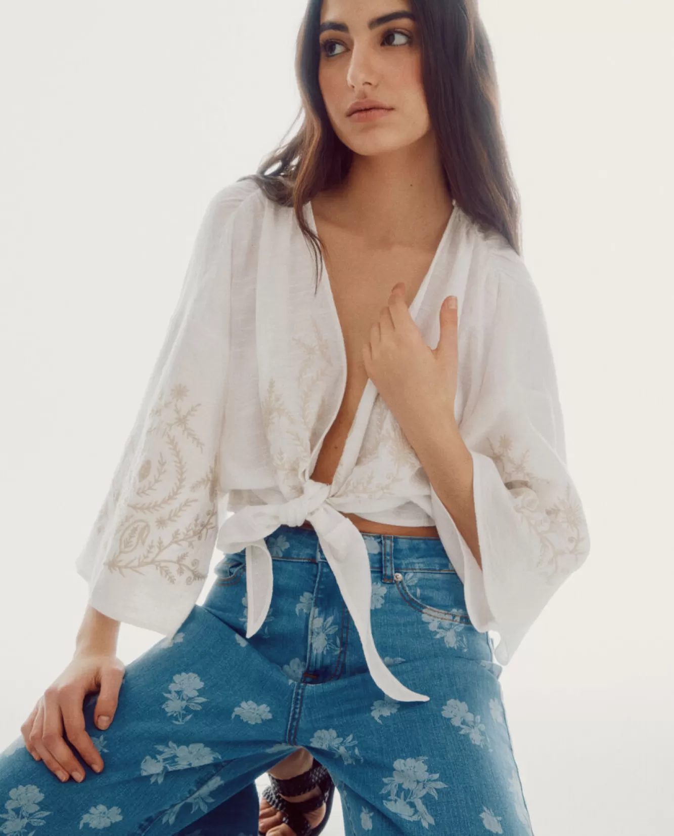 Fashion Slowlove Embroidered Blouse White