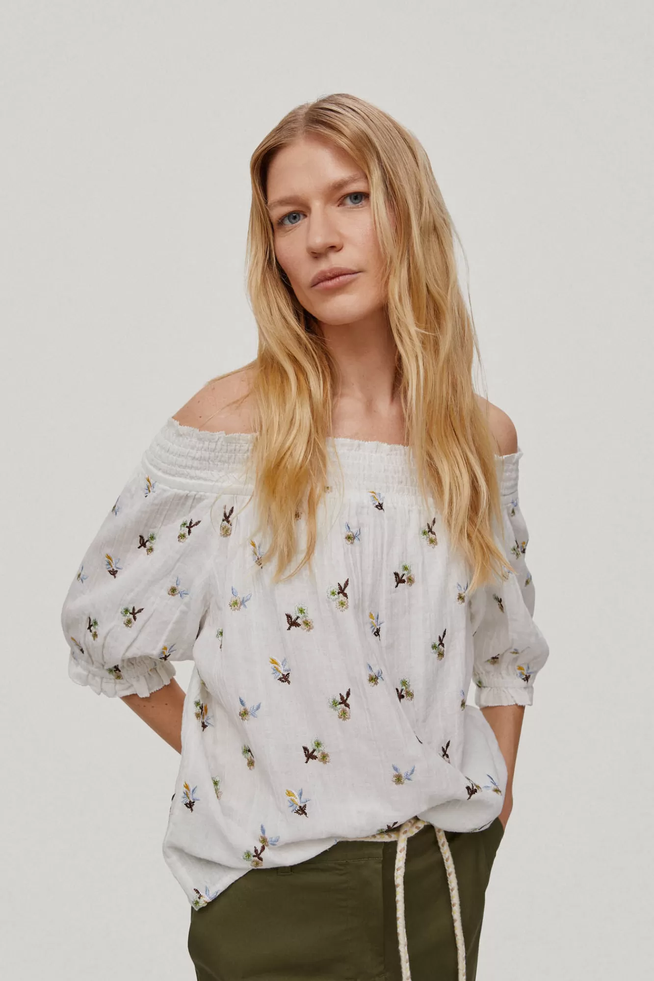 Store Pedro del Hierro Embroidered Off-The-Shoulder Blouse Ecru