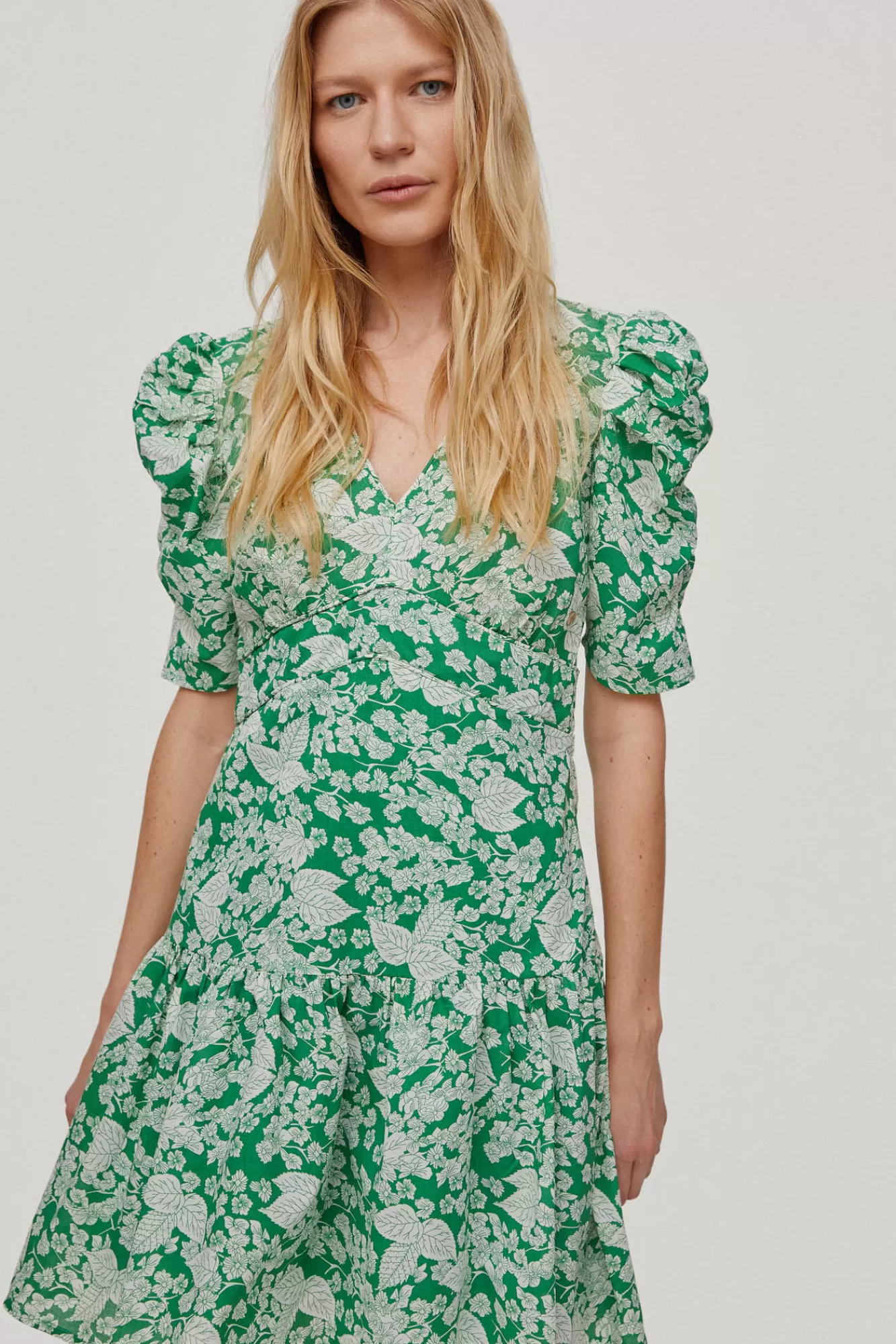 Discount Pedro del Hierro Floral Print Mini Dress With Gathered Sleeves. Green