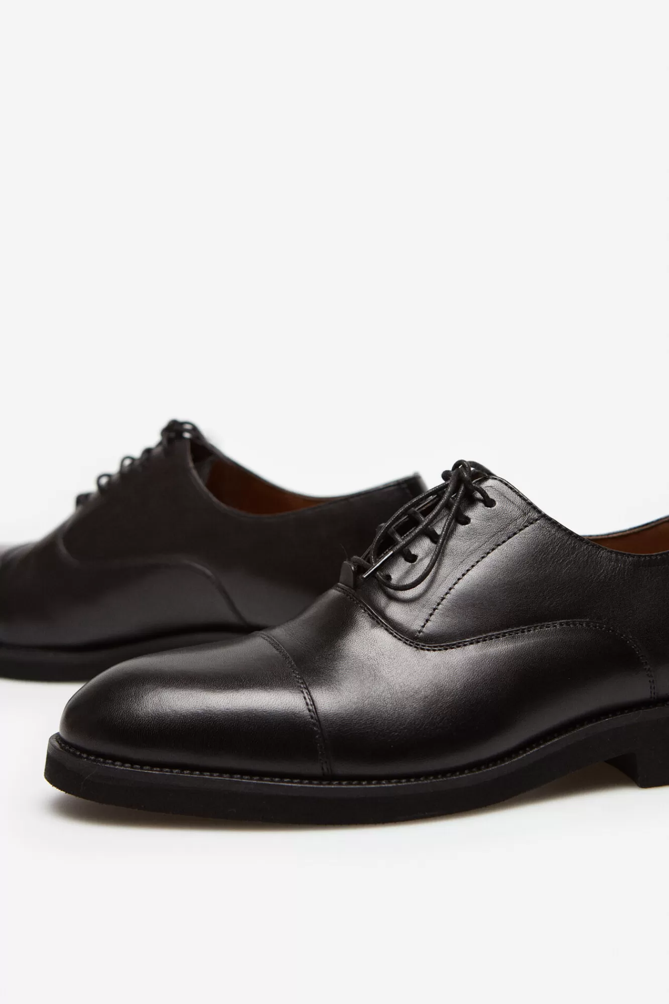 Store Cortefiel Lace-Up Dress Shoe Black