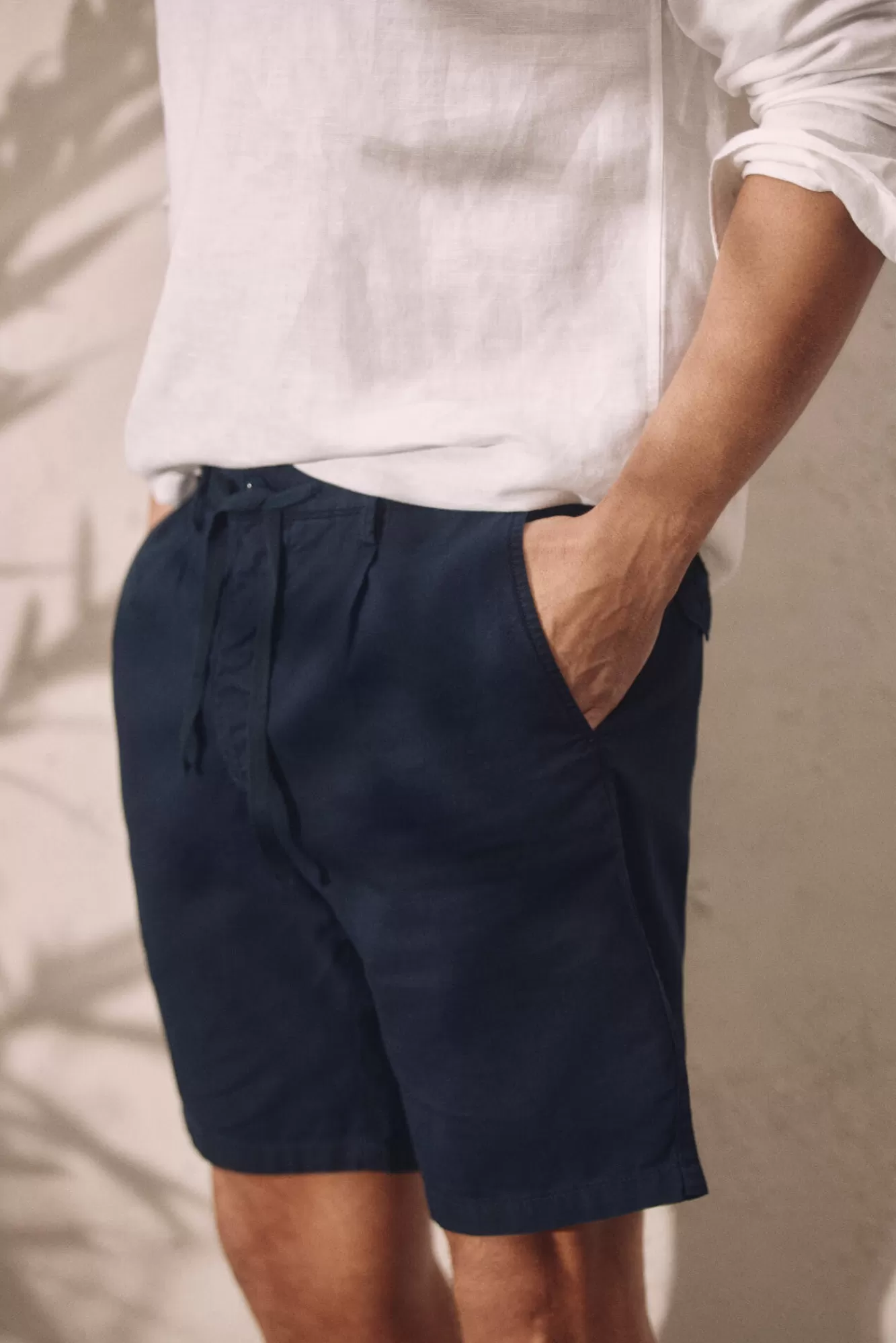 Store Ooto Linen Bermuda Shorts With Ties Navy