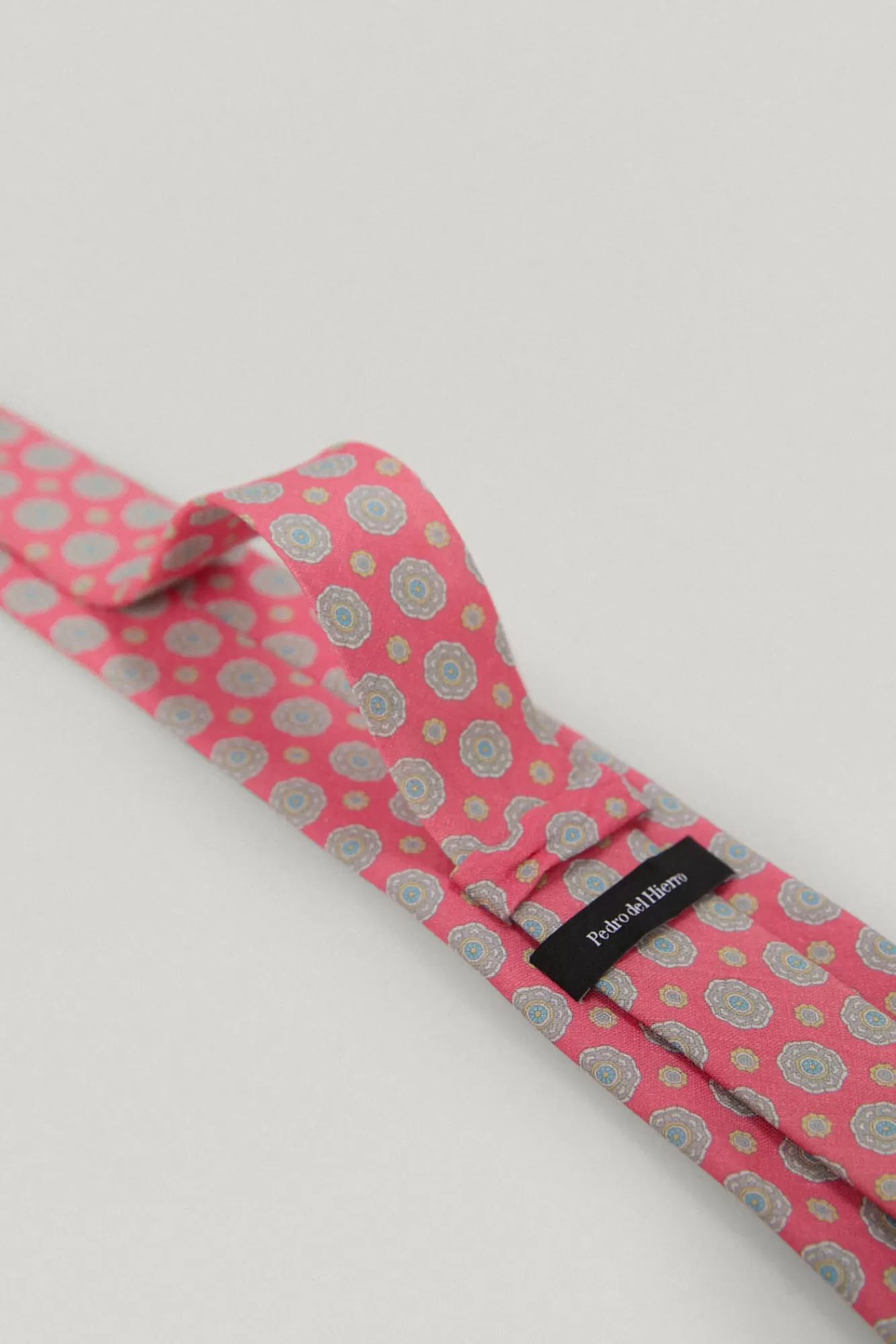 Shop Pedro del Hierro Motif Silk Tie Pink