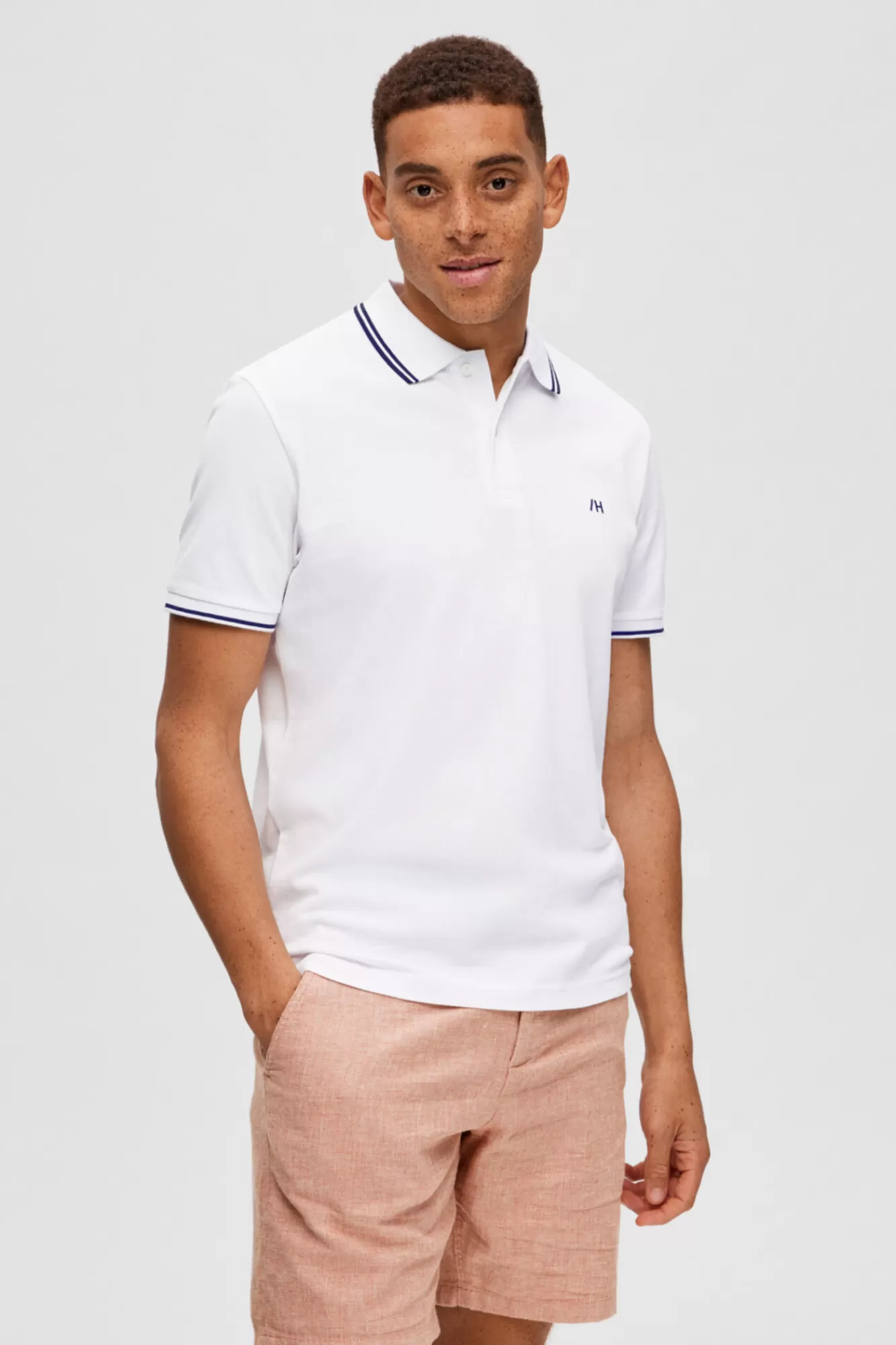 Store Selected Polo Shirt In 100% Organic Cotton With Embroidered Logo White