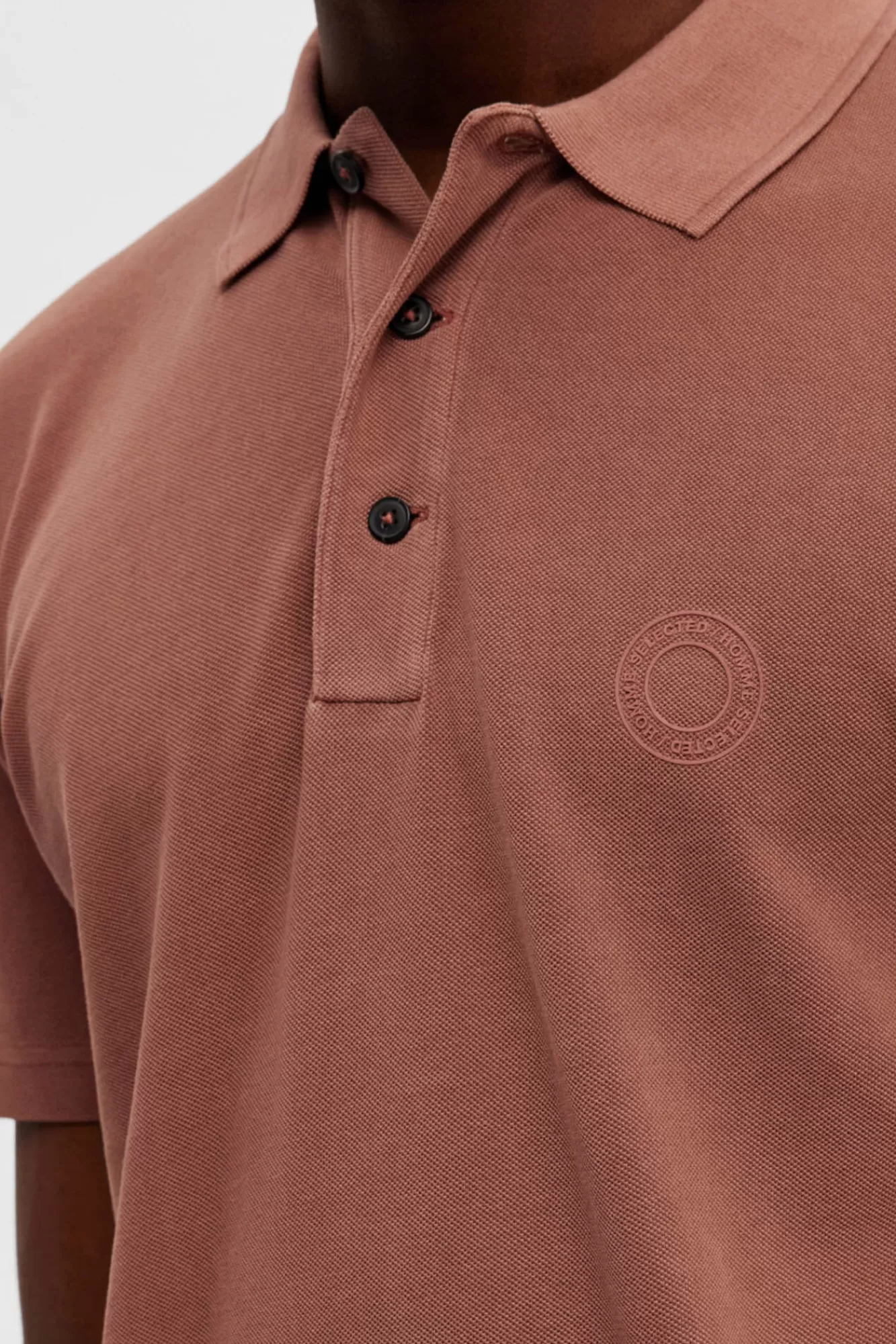 Sale Selected Short-Sleeved 100% Organic Cotton Polo Shirt. Red