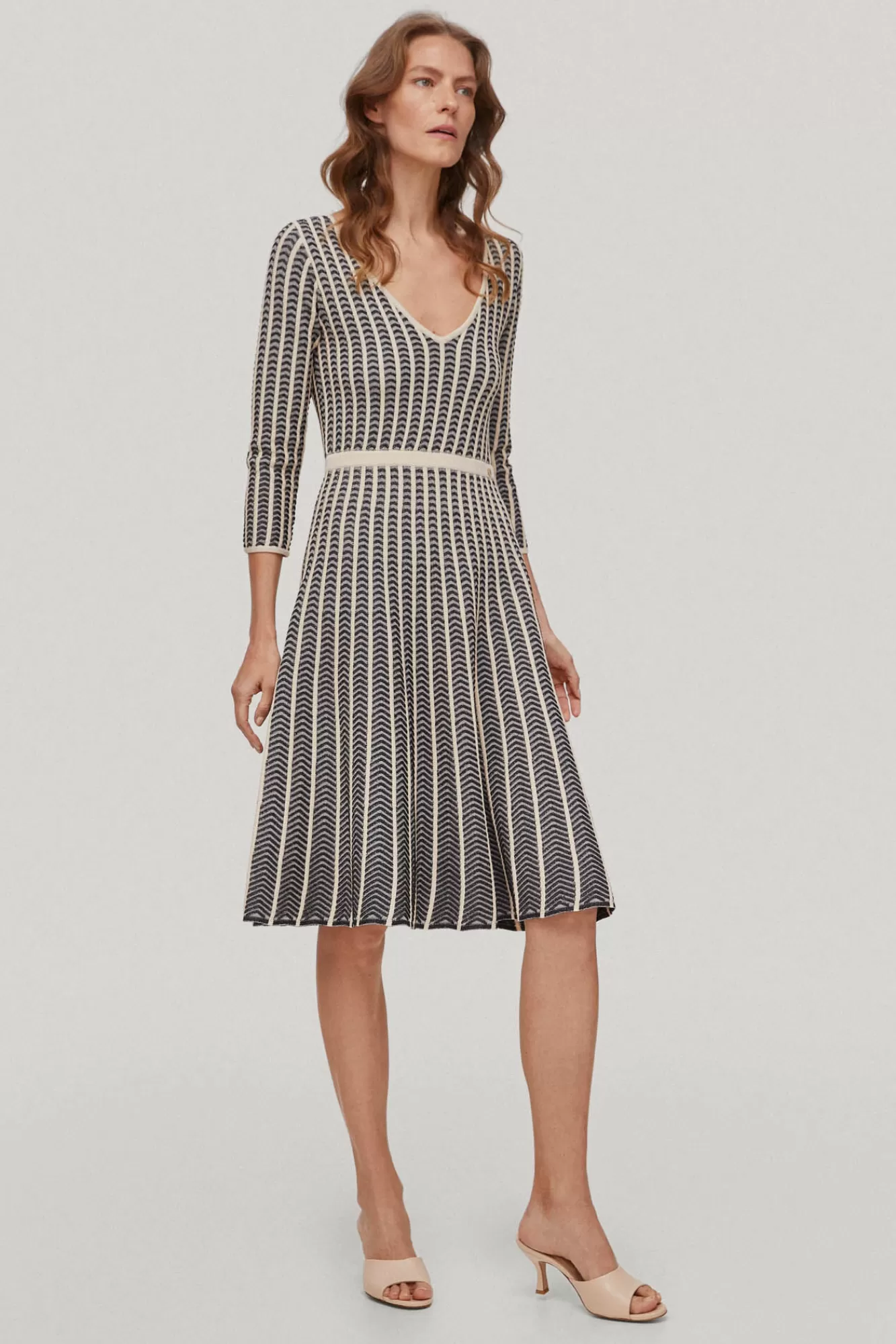 Fashion Pedro del Hierro Two-Tone Zigzag Midi Dress Beige